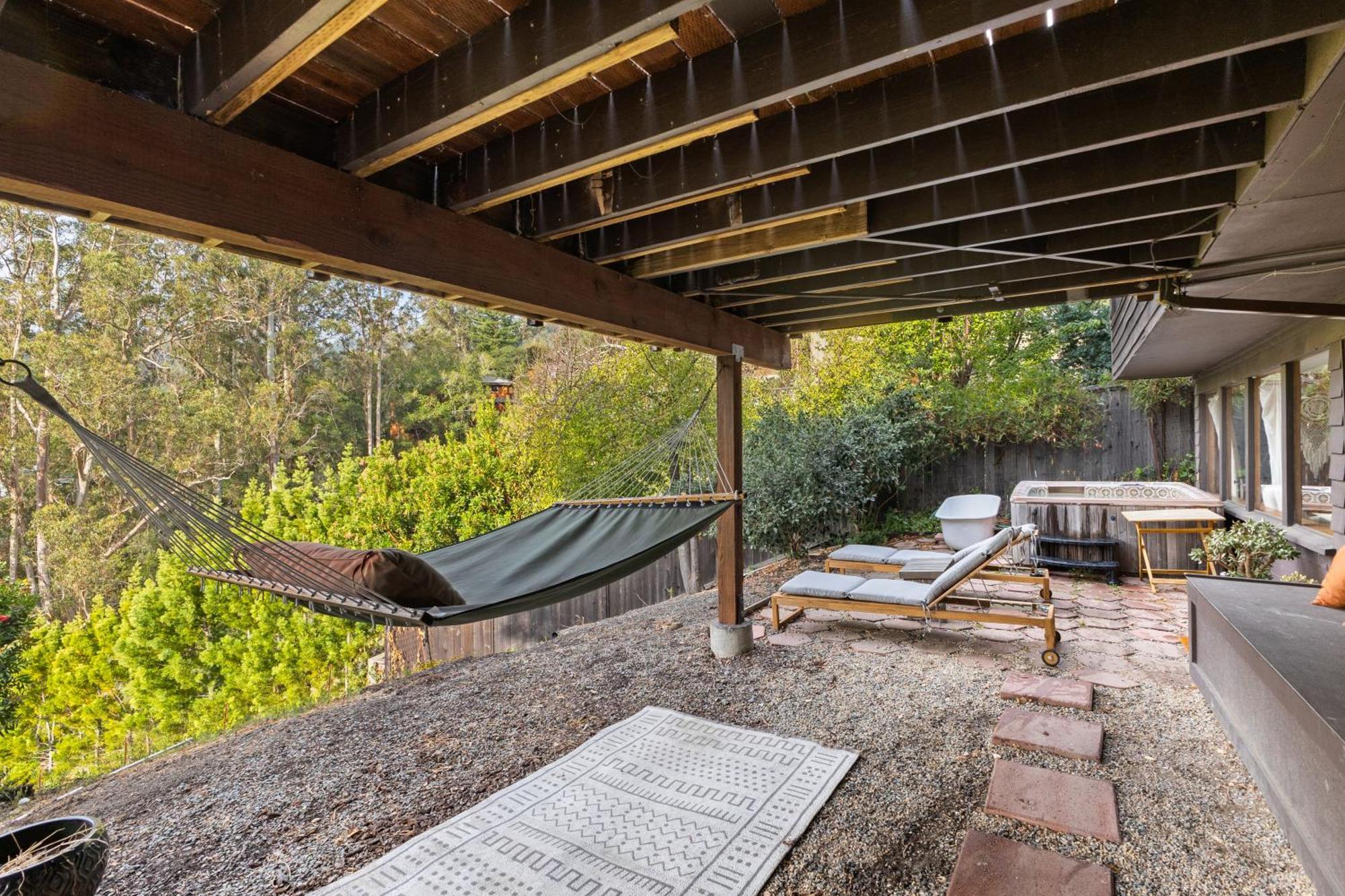 Enchanted Waterfall Sanctuary Mill Valley Extérieur photo